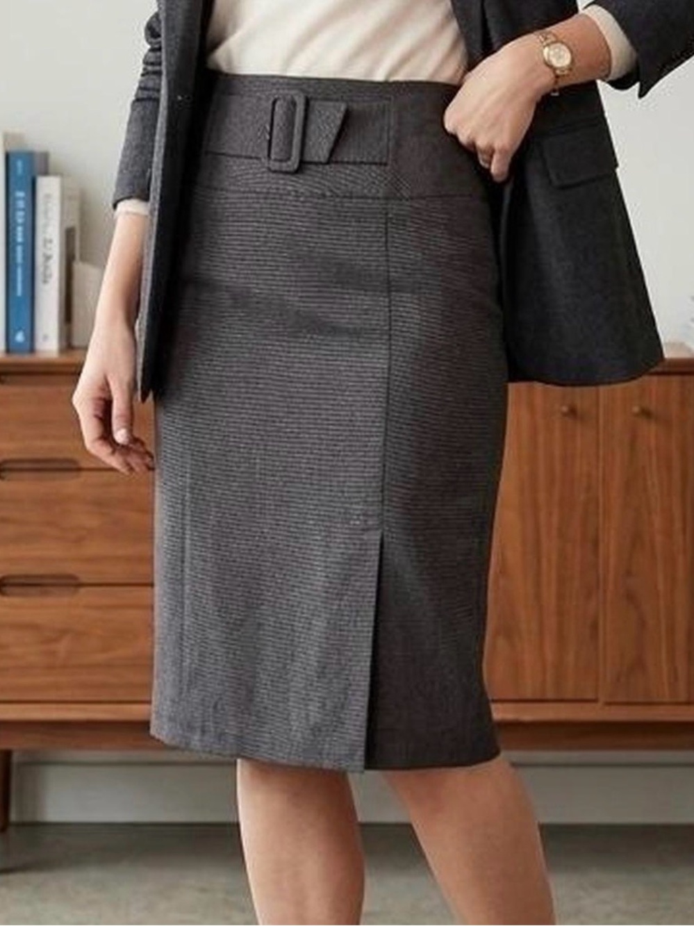 Worthington Gray Pencil Skirt with Buckle Detail Women's Size 8